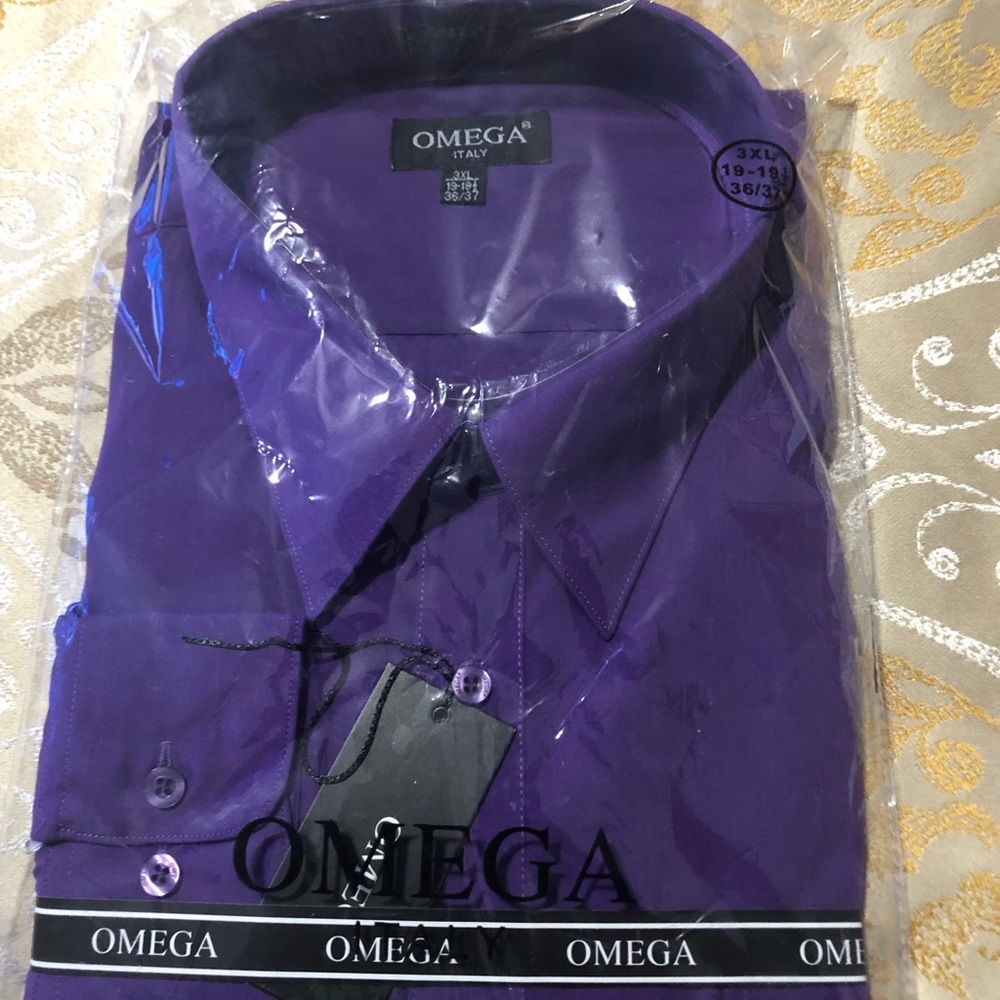 Men’s dress shirt